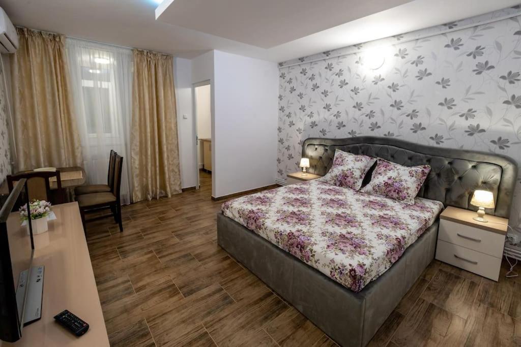 Luxury Radox Apartment Park 1 Bz Buzău Exteriör bild